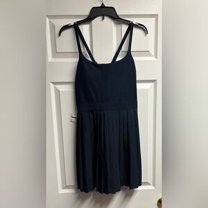 NWT Z By Zella Nordstrom Tiebreak Crossback Pleated Active Dress Size Medium